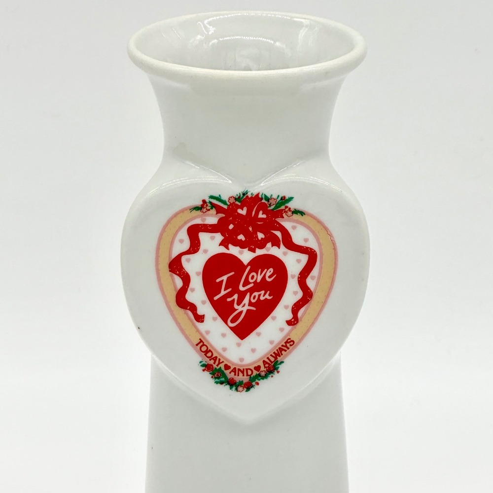 Vintage I Love You Heart Bud Vase Valentine Valentine's Day 3D Ceramic 1992‎